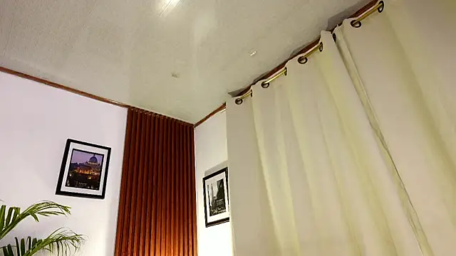 angeli sexi online show from July 5, 1:01 am