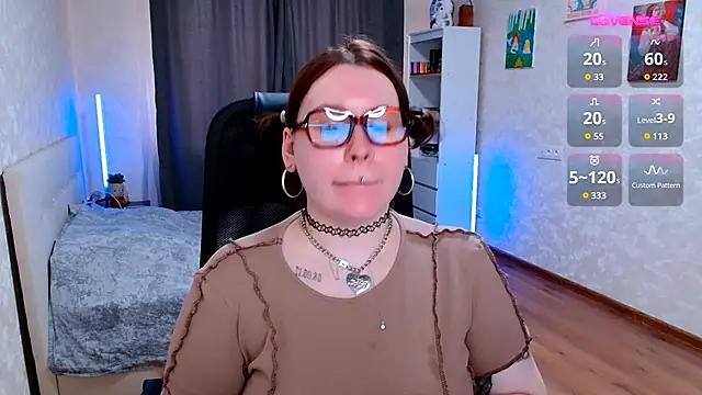 Snow-White  online show from July 23, 7:38 am