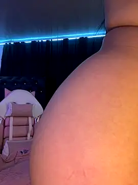 KittyRous online show from November 15, 8:37 am