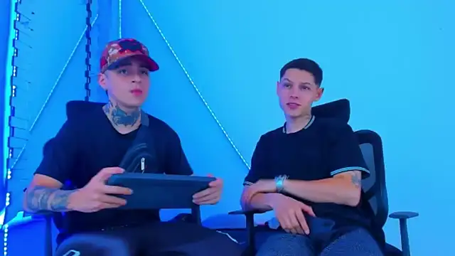 HOT boy2025 online show from November 1, 7:29 pm