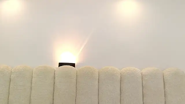 Juliabadlee online show from October 14, 8:22 pm