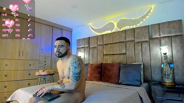 petterwilly1 online show from April 7, 3:03 pm