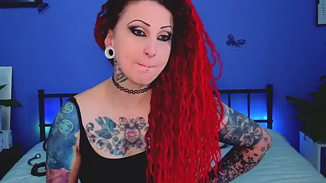 MartthaKatze online show from March 1, 3:56 pm