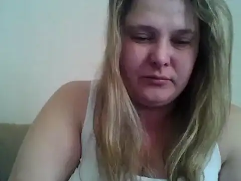 ParisMimi online show from February 10, 7:33 am