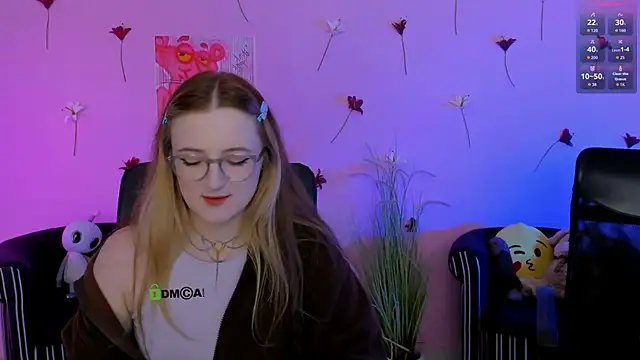 liana kisses online show from May 29, 7:23 pm