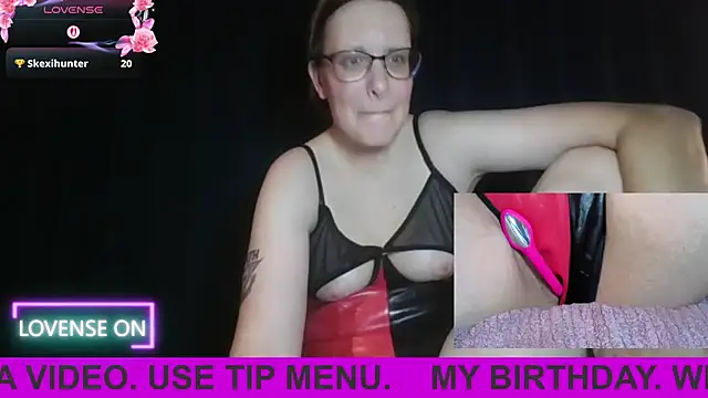 PernillaGirl online show from September 10, 6:30 pm