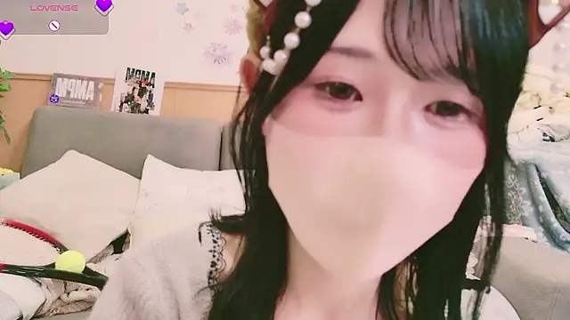 Snapshot of Conatsu chatting on October 9, 6:50 am Conatsu online show from October 9, 6:50 am