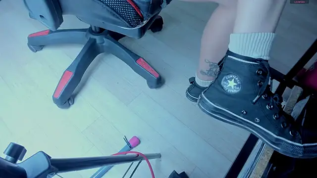 selene red  online show from November 1, 3:49 pm