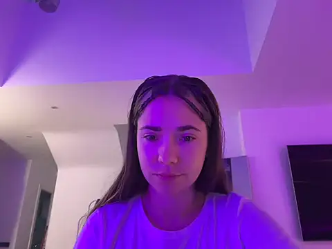 Snapshot of Mika_Miller chatting on September 18, 5:39 am Mika Miller online show from September 18, 5:39 am