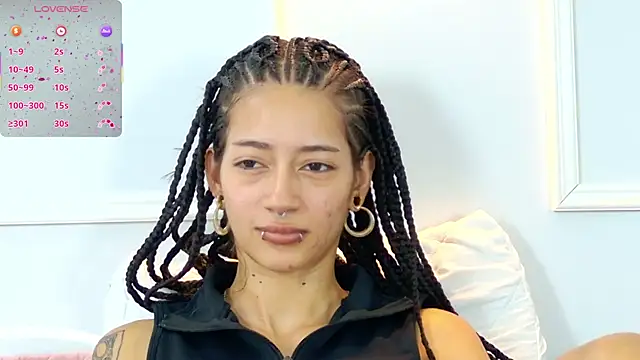 zorravioletta1 online show from April 1, 1:41 pm