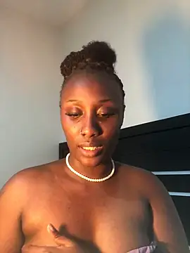 Lola kims online show from June 26, 12:17 pm