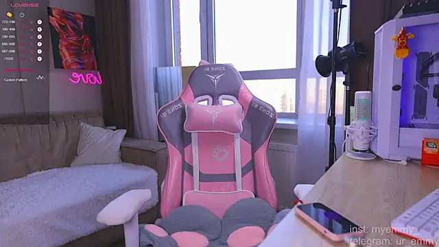 My Emmy online show from February 13, 3:19 am