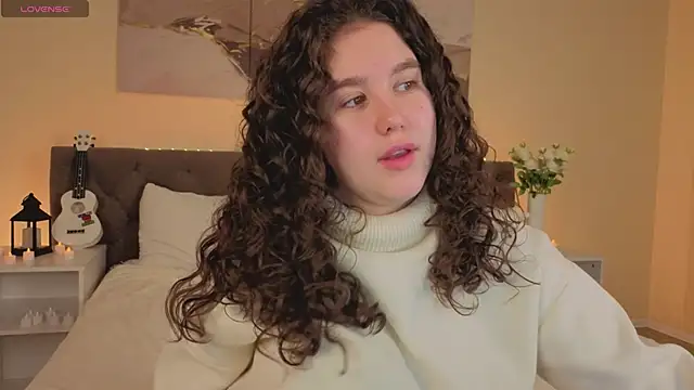 Ariella Sol online show from November 7, 1:22 am