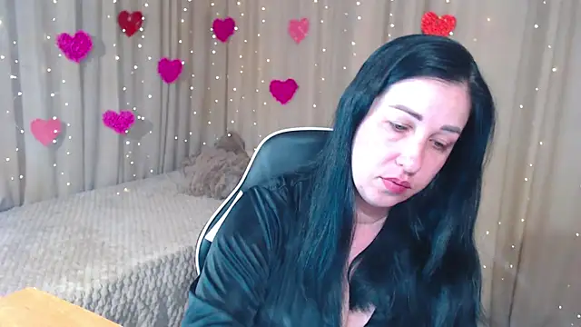 JillStevens online show from April 17, 3:19 am