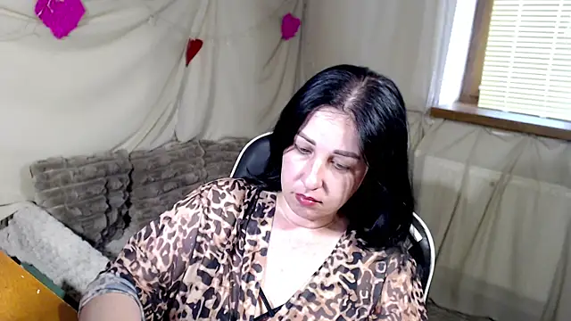 JillStevens online show from June 22, 3:42 pm