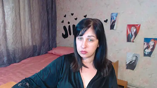 JillStevens online show from September 18, 11:42 am