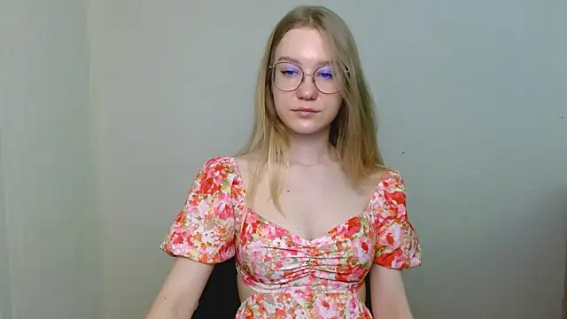 cindi hot online show from February 27, 11:32 am