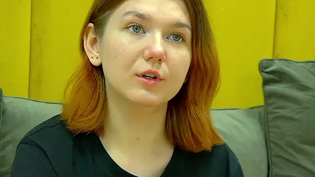 LessySmith online show from November 14, 4:18 pm