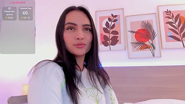 kareena basu online show from November 11, 7:00 pm