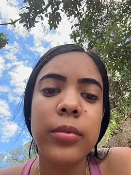 NAUGHTY LITTLE 18 online show from June 28, 4:24 pm