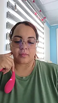 mia donatto369 online show from July 8, 2:19 pm