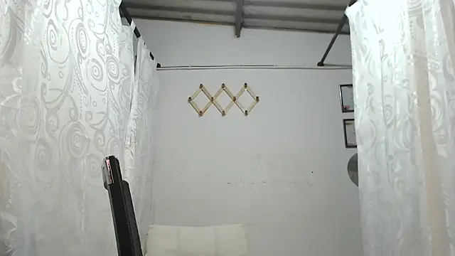 mia donatto369 online show from May 7, 1:54 am