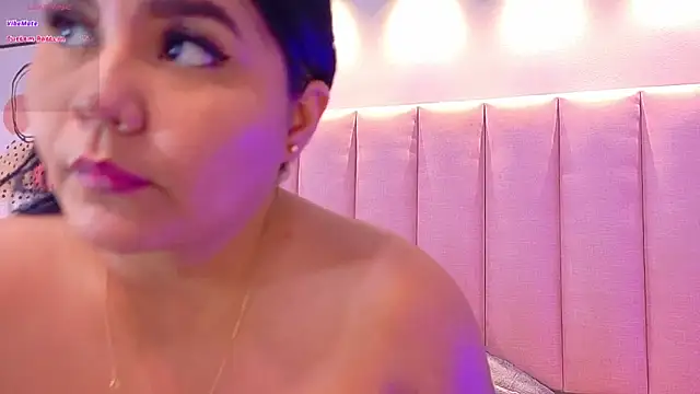 KeilyRoss online show from February 2, 8:52 pm