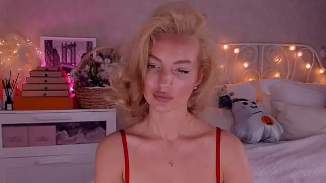 aestetick online show from October 23, 5:24 am