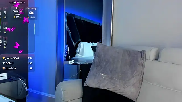 AmmyJones  online show from December 18, 10:36 pm