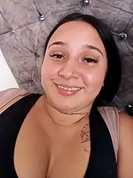 Juanamd1 online show from February 20, 9:04 pm