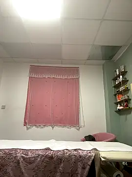 nolotymfcXo online show from November 6, 11:43 pm