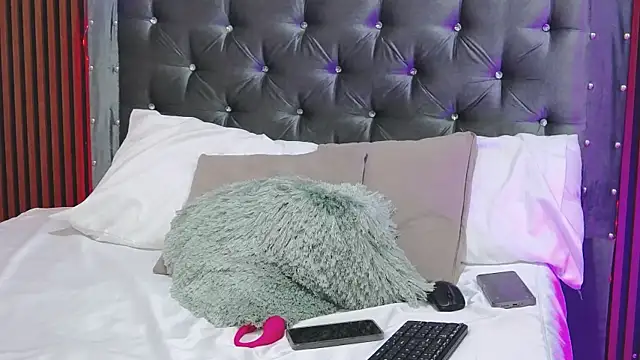 AshleyMontana online show from April 9, 12:13 am