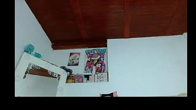 kim hot69  online show from March 6, 12:55 pm