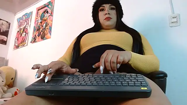 kim hot69  online show from July 28, 12:48 pm