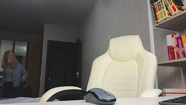 Marietta Castro online show from January 8, 2:32 pm