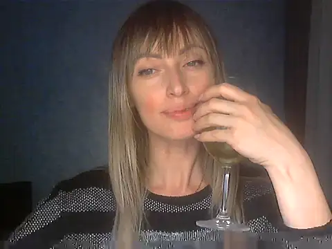 EffectMaya online show from April 8, 5:04 pm