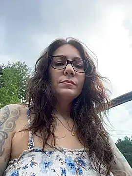 BeautifulMesss online show from July 29, 4:29 pm