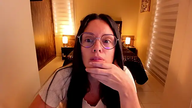 Snapshot of anabel_025 chatting on October 14, 9:39 pm anabel 025 online show from October 14, 9:39 pm