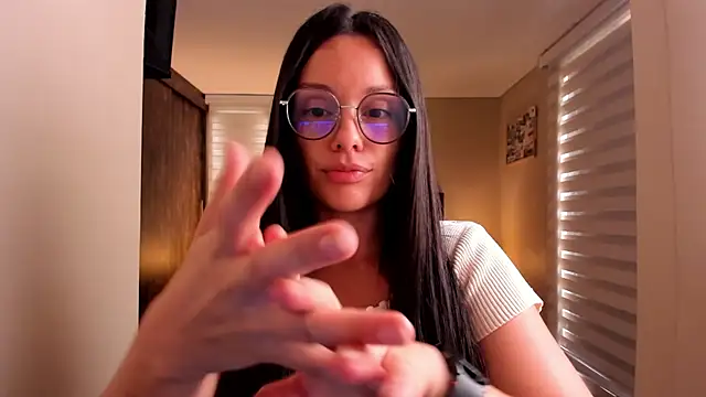 Snapshot of anabel_025 chatting on September 10, 4:18 pm anabel 025 online show from September 10, 4:18 pm