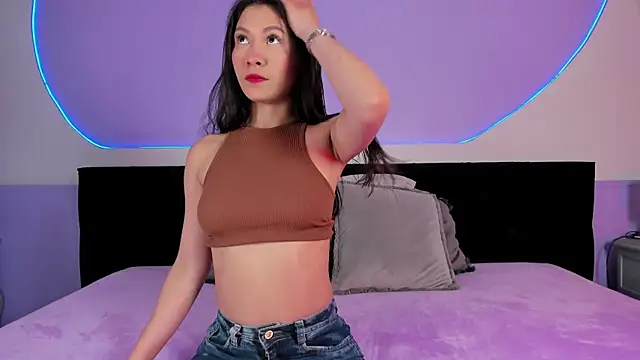 Julieta Cortes   online show from November 25, 12:18 pm