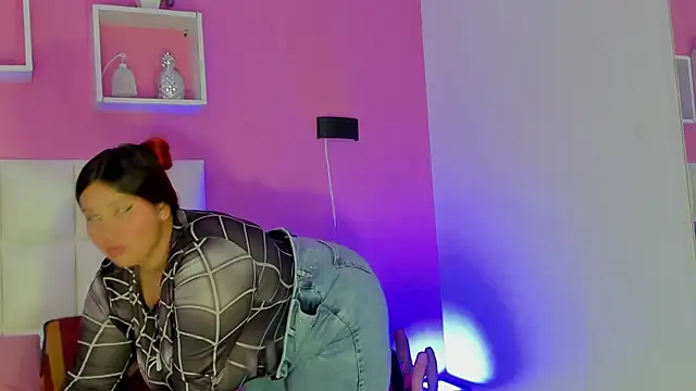 Alanna hot3 online show from July 7, 12:52 pm