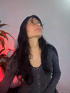 NayeCloud online show from March 31, 10:10 pm