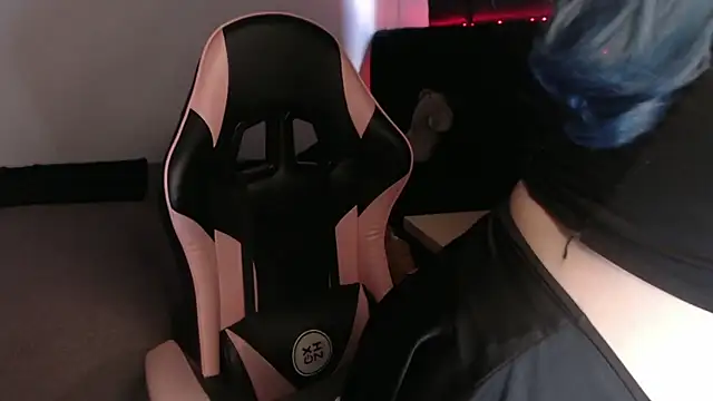 Theprojectsaraa online show from April 1, 4:48 pm