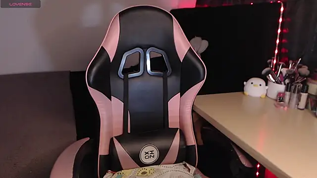 Theprojectsaraa online show from April 22, 7:11 pm