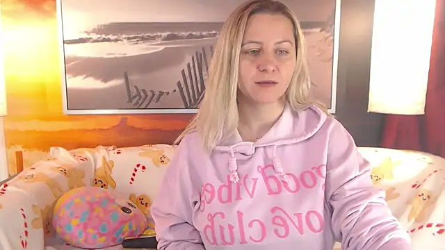 BigBoobsARRI online show from December 2, 8:48 am