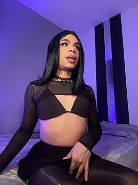 LucyGiraldo online show from July 3, 5:52 pm