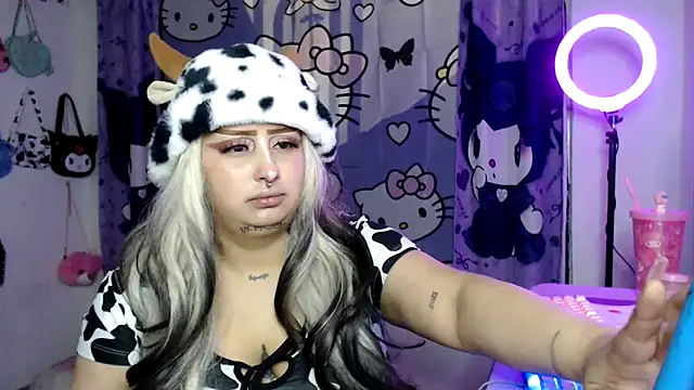 lussyevans24 online show from November 12, 7:06 am