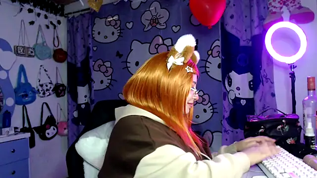 lussyevans24 online show from February 24, 7:07 am