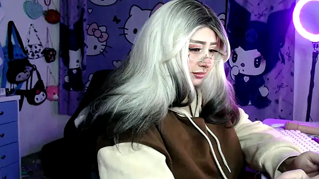 lussyevans24 online show from March 24, 8:41 am