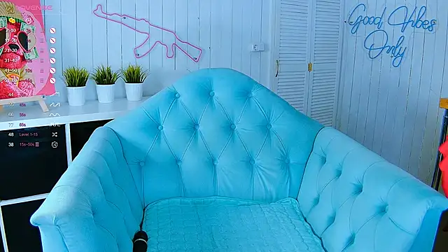 My toys pink online show from June 6, 5:08 pm